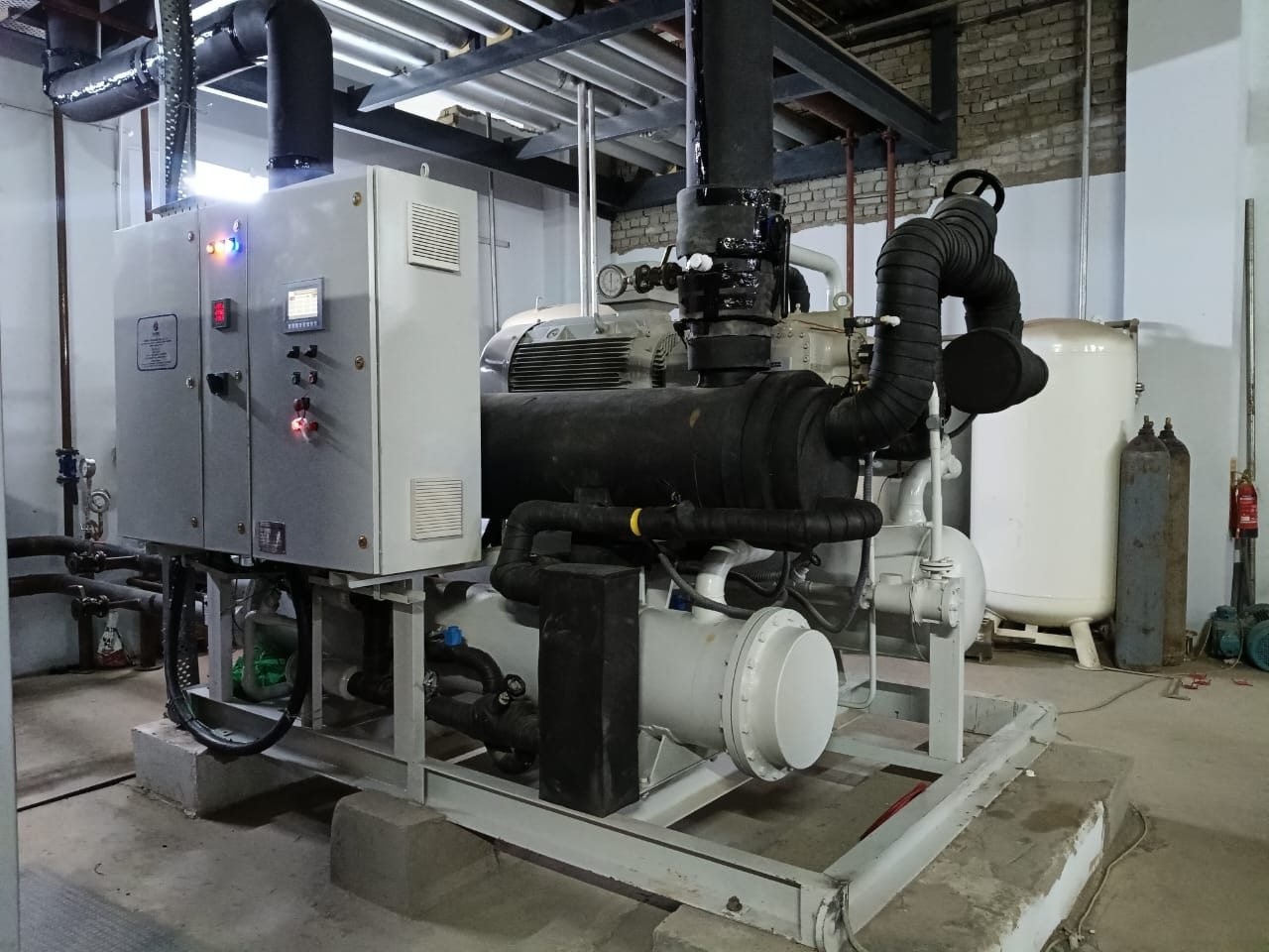 Brine chiller installation in a chemical plant